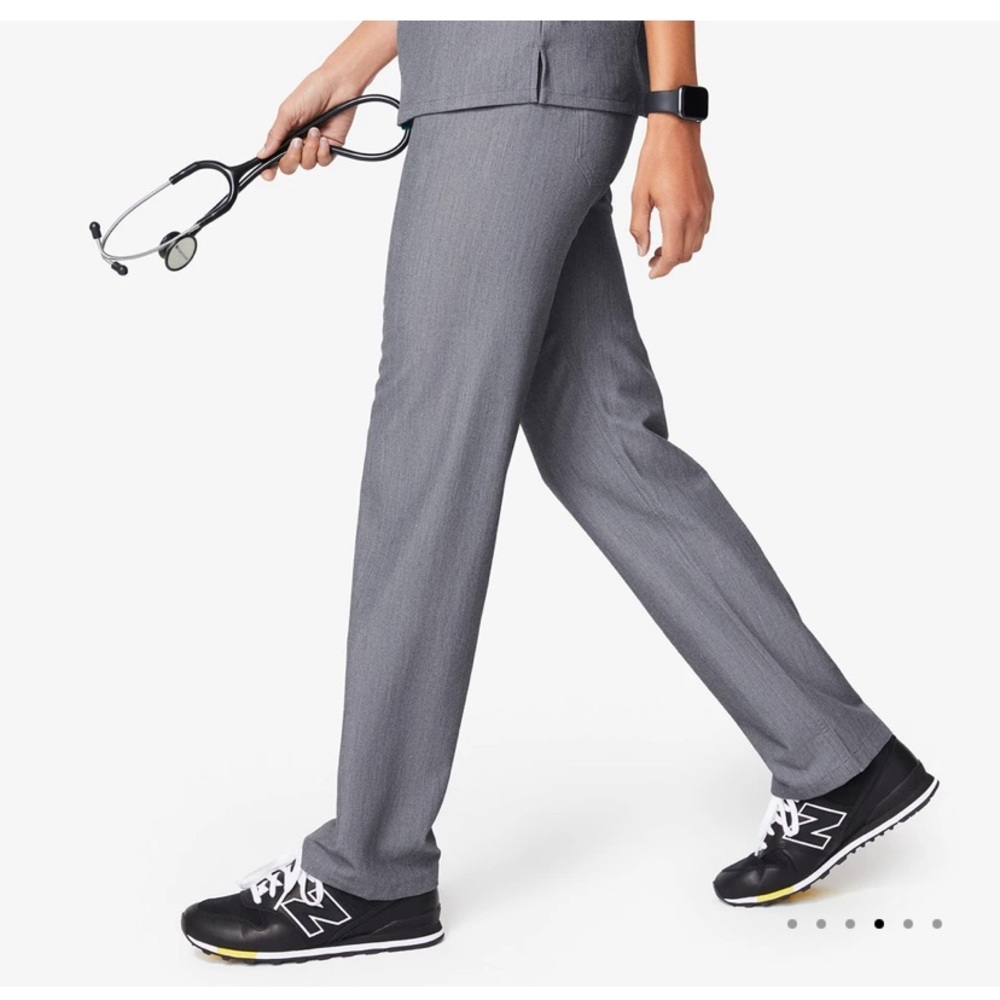 Figs Basic Scrub Pants In Graphite - image 1